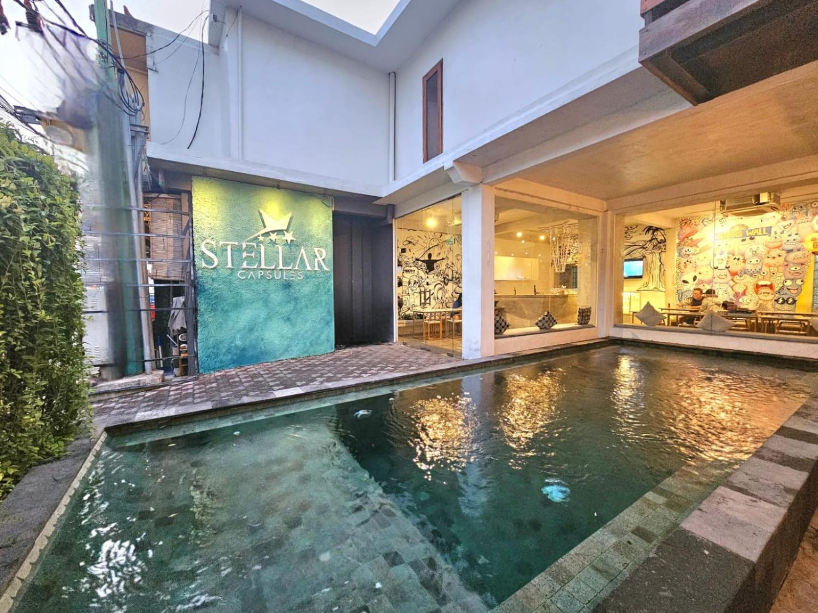 Stellar Capsules Hostel เซมินยัค ภายนอก รูปภาพ Stellar Spa