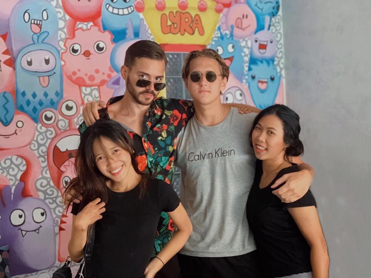 Stellar Capsules Hostel เซมินยัค ภายนอก รูปภาพ LARA at the 2019 Jakarta International Film Festival
